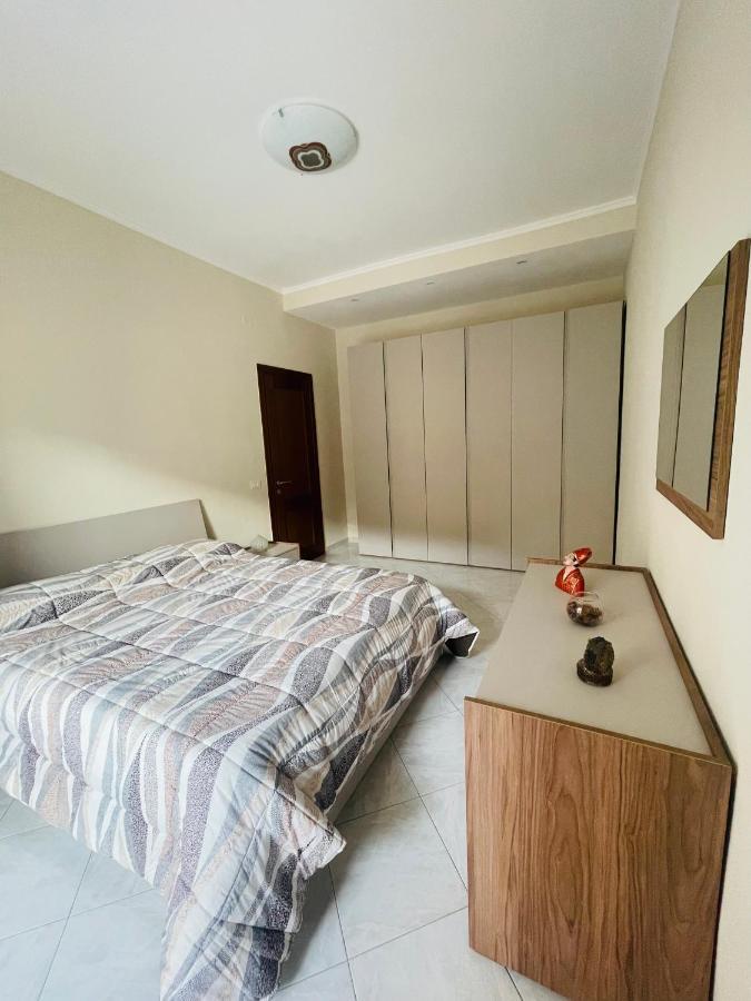 Le Limosine Villa Naples Luaran gambar